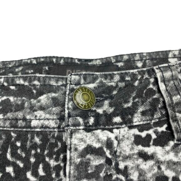 DIESEL Malphas Corduroy Skinny Pant Sz 28 Abstract Print - Picture 5 of 9